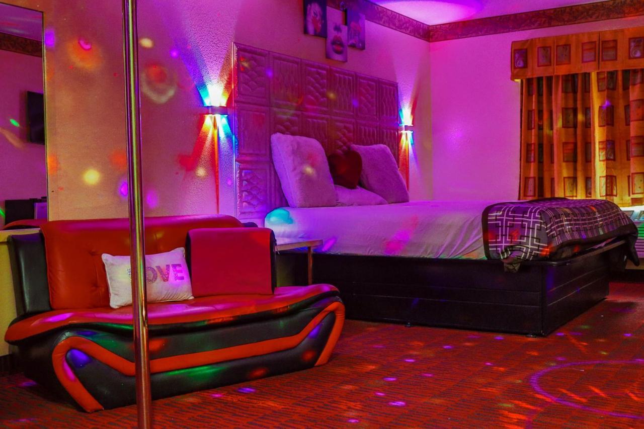 Luxe Romantic Suites Dolton Kültér fotó